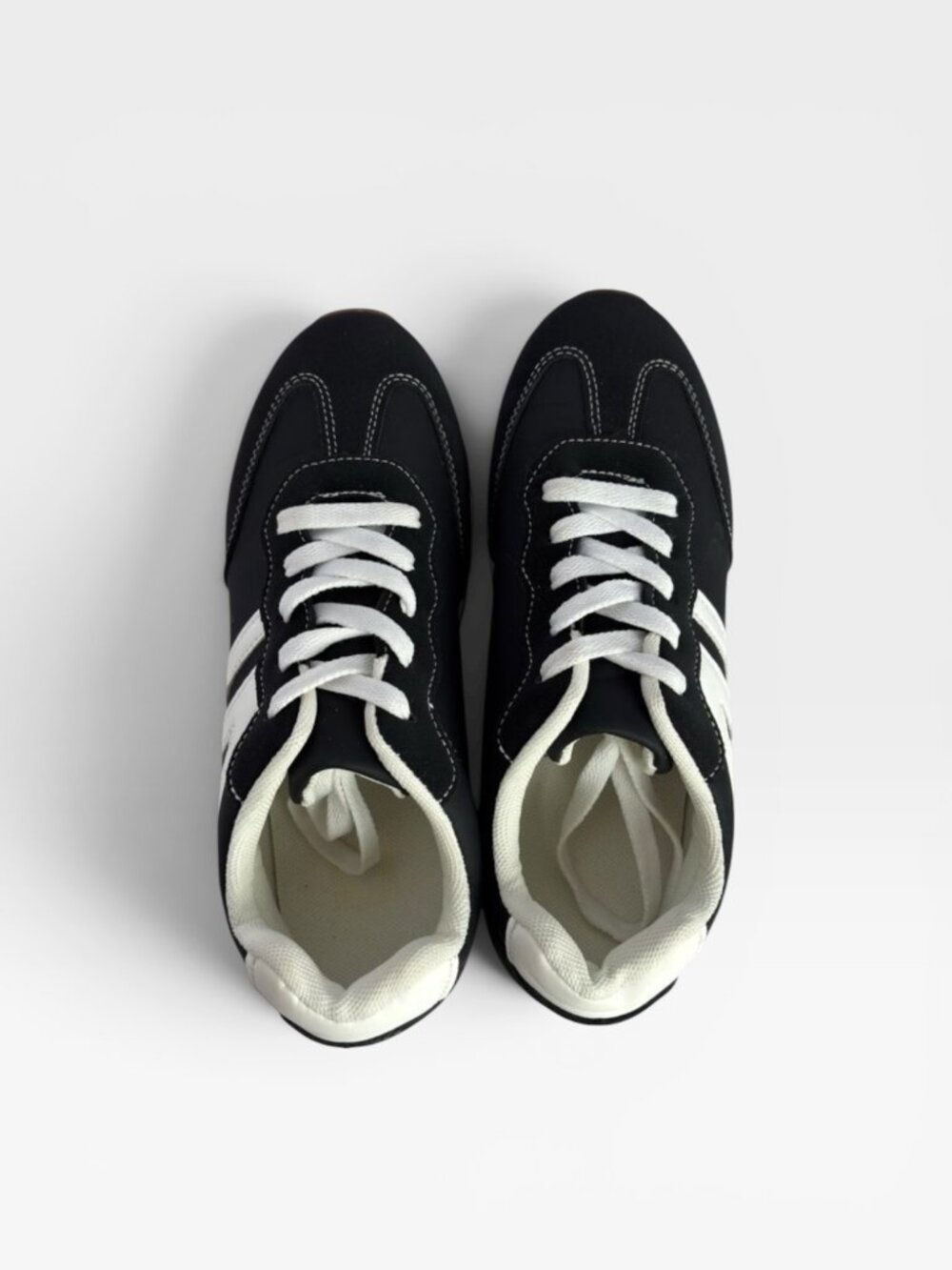 Black White Retro Sneakers Lace Up Athletic Casual Shoes Gum Sole Size 7.5 - Picture 9 of 11